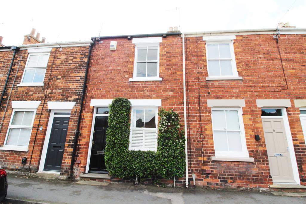 Albert Terrace, Beverley, HU17 8JU 2 bed terraced house for sale £245,000
