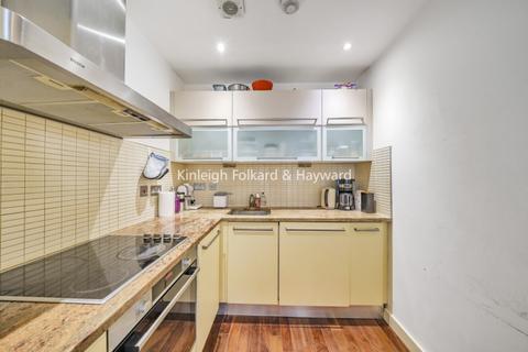 2 bedroom flat to rent, The Broadway Crouch End N8