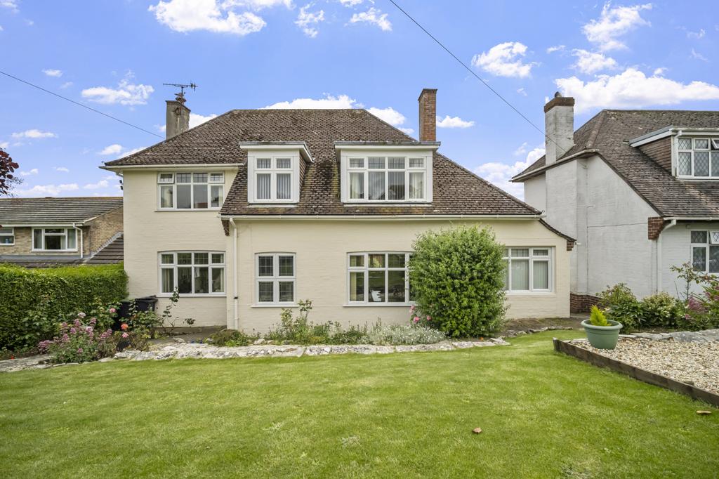 Preston, Weymouth, Dorset 4 bed detached house for sale £575,000