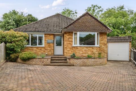 5 Broomfield Close, Guildford, GU3 3AW