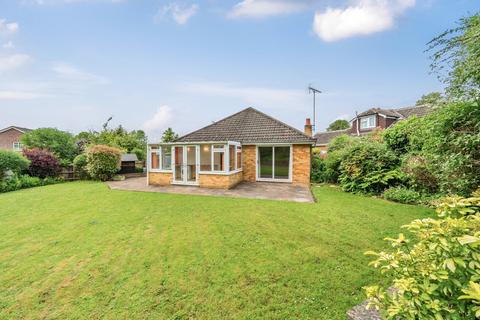 5 Broomfield Close, Guildford, GU3 3AW
