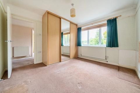5 Broomfield Close, Guildford, GU3 3AW