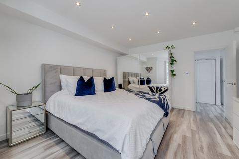 2 bedroom flat to rent, Tressillian Road, SE4