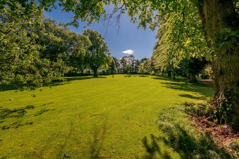 2 bedroom flat for sale, Buckingham Terrace, Edinburgh, Midlothian, EH4