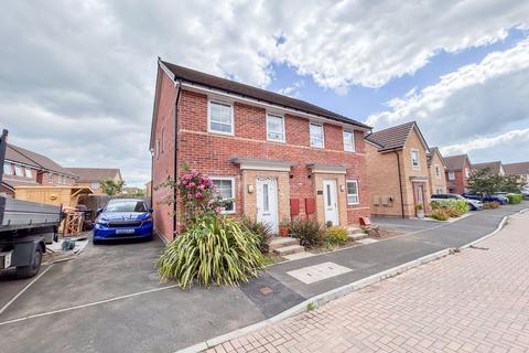 2 bedroom semi-detached house for sale, James Prosser Way, Llantarnam, NP44