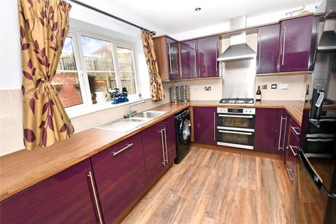 4 bedroom detached house for sale, Greenlea Close, Yeadon, Leeds, West Yorkshire