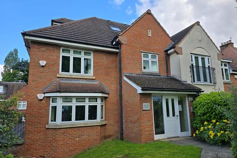 2 bedroom flat for sale, Tamworth Road, Sutton Coldfield, B75