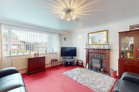 1 bedroom apartment for sale, Spen Lane, West Park, Leeds, West Yorkshire