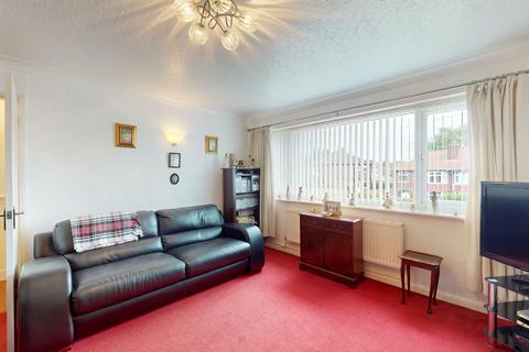 1 bedroom apartment for sale, Spen Lane, West Park, Leeds, West Yorkshire