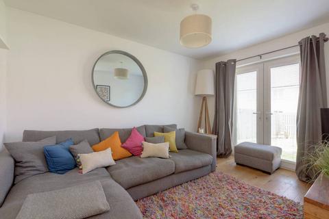39 Douglas Marches, North Berwick, EH39 5LZ