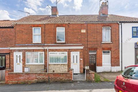 2 bedroom terraced house for sale, Quebec Road, Norwich