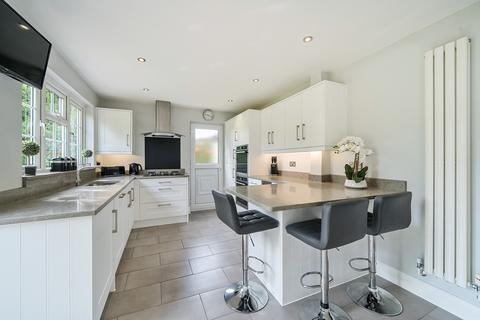 3 Nightingale Avenue, London, E4 9RG