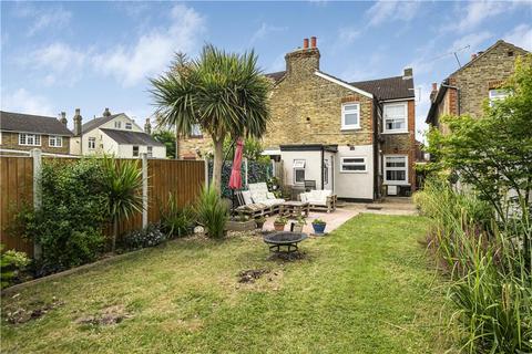 63 Wolsey Road, Ashford, TW15 2RA