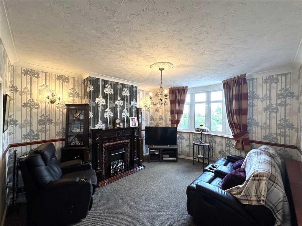 Entrance hall:
