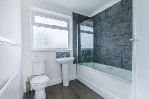 7 Pasture Road, London, SE6 1JF