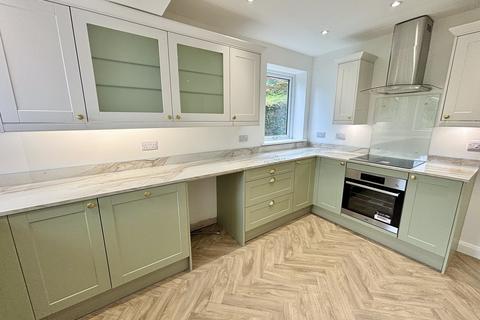 23 Bryn Llewelyn, Alltwen, Swansea, SA8 3BR