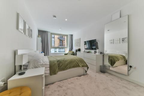 3 bedroom apartment for sale, Corsair House, Royal Wharf, E16