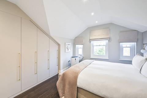 4 bedroom flat to rent, Fellows Road, Swiss Cottage, London, NW3