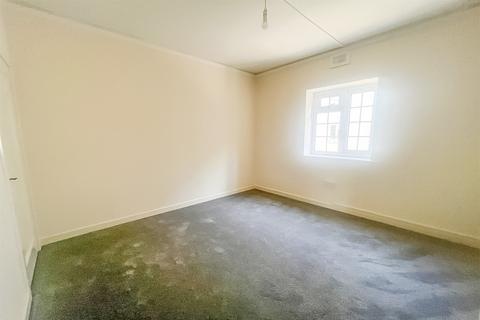 undefined, Burnham Court, Brent Street, Hendon, NW4
