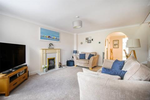39 Bow Field, Hook, RG27 9SA