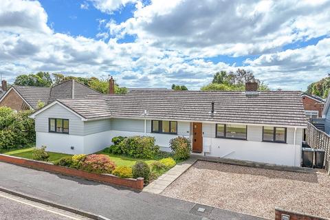 3 bedroom bungalow for sale, Woodfield Gardens, Highcliffe, BH23
