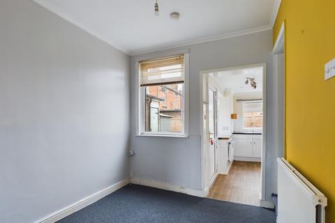 3 bedroom terraced house to rent, The Square, Harley, Rotherham, S62