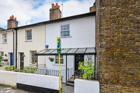 3 bedroom cottage for sale, St Johns Road, Isleworth, TW7