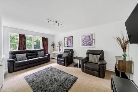 2 bedroom flat for sale, Sunningfields Road, Hendon, London, NW4