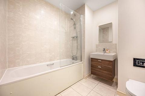 1 bedroom flat for sale, Shearwater Drive, Hendon, London, NW9