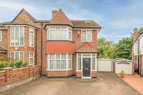 5 bedroom house for sale, Southbourne Crescent, Hendon, London, NW4