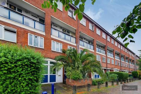 2 bedroom flat to rent, Cooks Road, Kennington, London, SE17