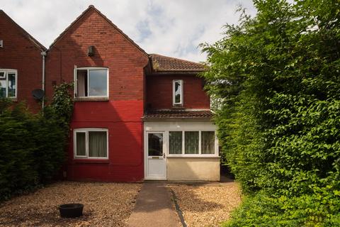 3 bedroom semi-detached house for sale, Warmsworth Road, Doncaster DN4