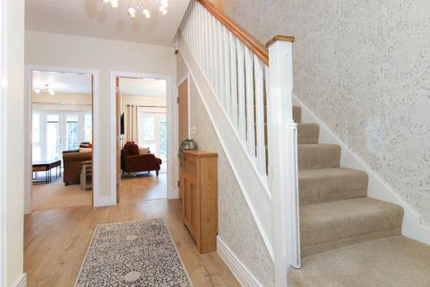 11 Lowrie Gait, South Queensferry, EH30 9AB