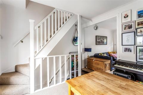 72 Lesbourne Road, Reigate, RH2 7JX