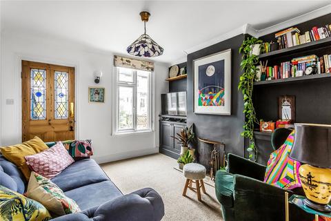 72 Lesbourne Road, Reigate, RH2 7JX