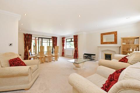 4 bedroom detached house for sale, Ullswater Place, Dronfield Woodhouse, Dronfield, Derbyshire, S18 8NX