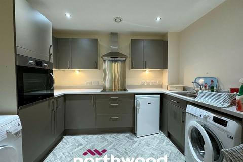 2 bedroom flat for sale, Church Street , Doncaster DN8