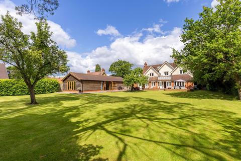 5 bedroom detached house for sale, Avenue Road, Cranleigh GU6