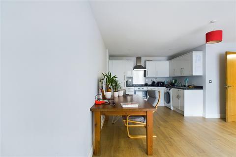 2 bedroom apartment to rent, Trafalgar Gardens, Pound Hill, Crawley, West Sussex, RH10