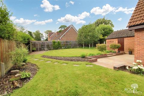 4 bedroom detached house for sale, Andover Drove, Newbury RG20