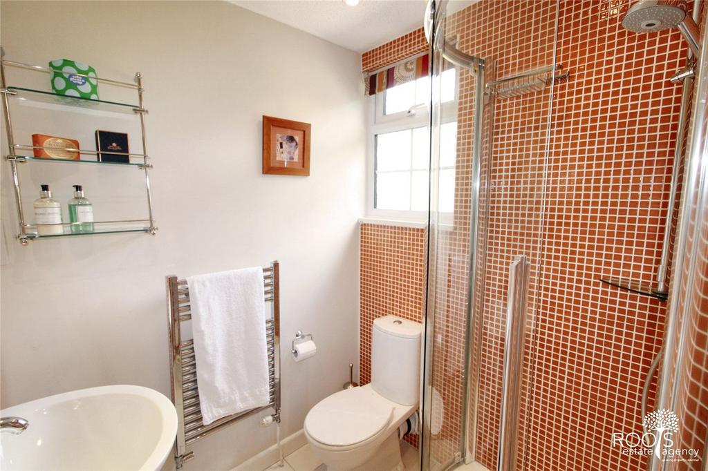 2nd En-Suite