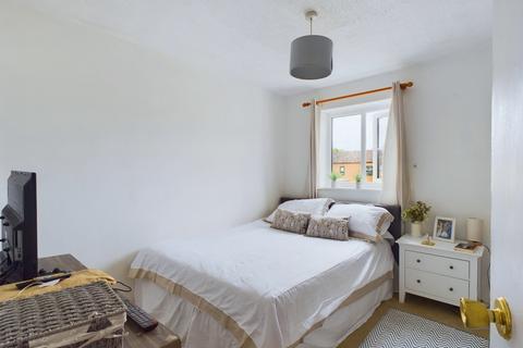 4 Beverstone Road, South Cerney, Cirencester, GL7 5XU