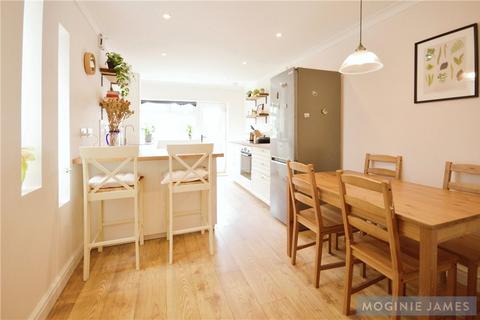 17 Turner Road, Cardiff, CF5 1HS
