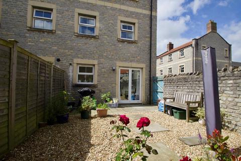 4 Clockhouse View, Street, BA16 0PH