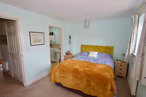 4 Clockhouse View, Street, BA16 0PH