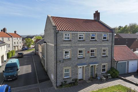 4 bedroom townhouse for sale, Clockhouse View, Street