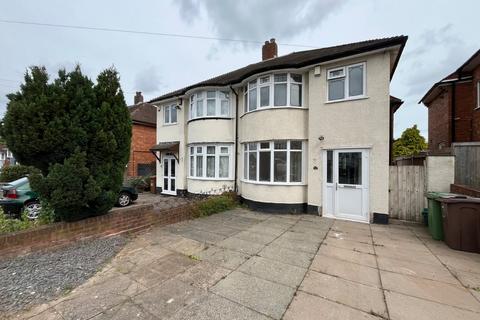 3 bedroom semi-detached house to rent, Valley Road, Solihull, West Midlands, B92