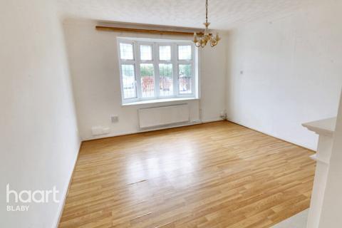 4 bedroom terraced house for sale, Brettell Road, Leicester