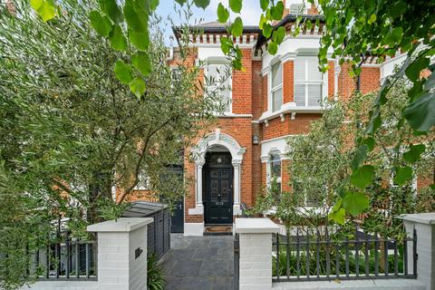 6 bedroom terraced house for sale, Morella Road, London, SW12