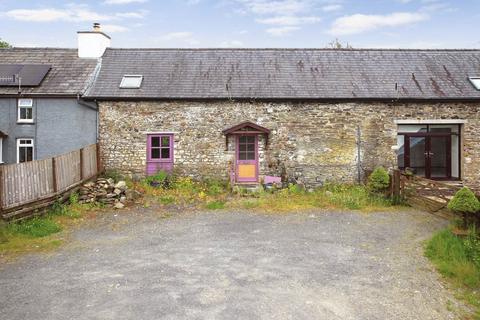 2 bedroom terraced house for sale, Cefn Gorwydd, Llangammarch Wells, LD4